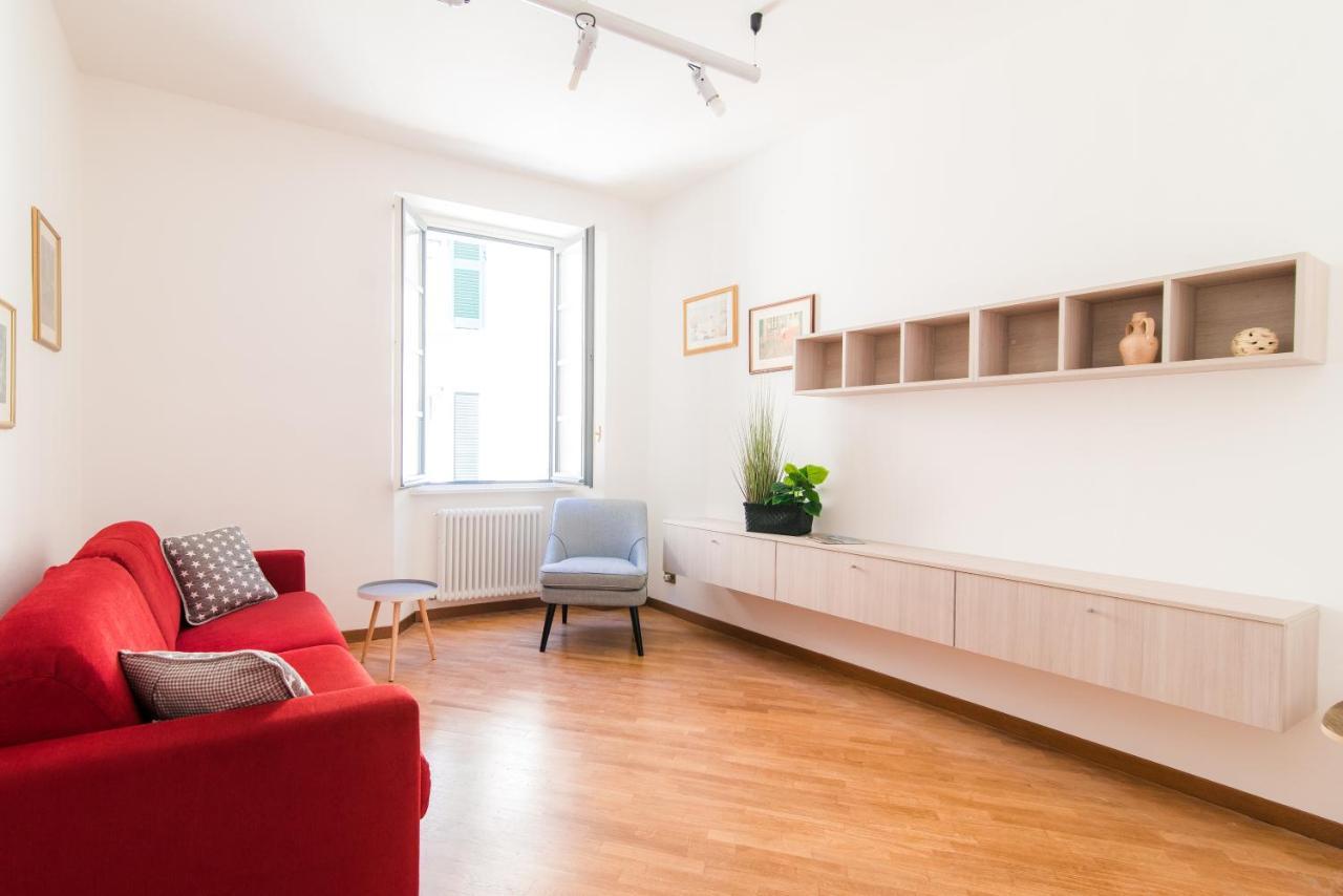 Center Home - The House Of Travelers Como Luaran gambar
